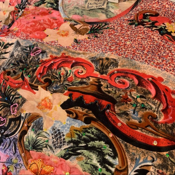 New Direction Blouse - Picture 2 of 4